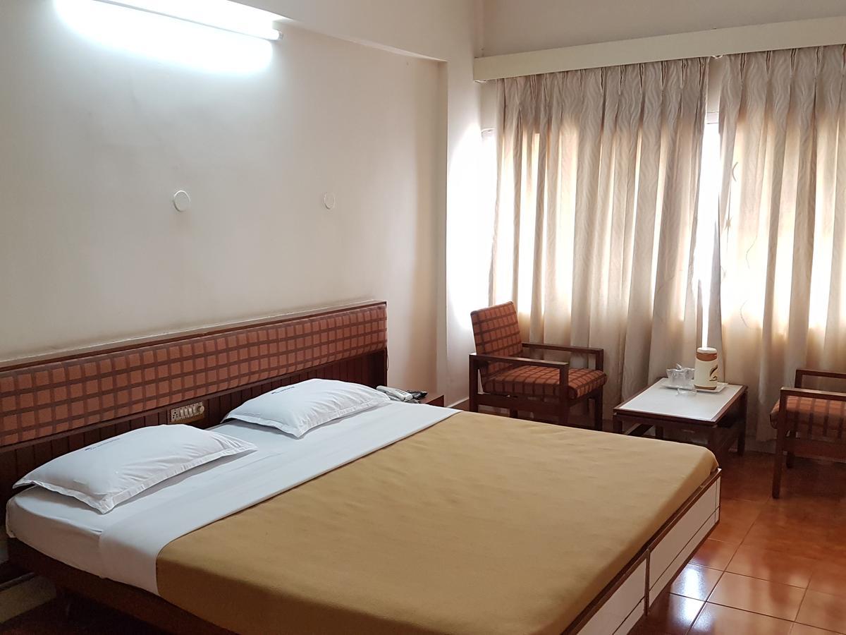 Hotel Siddhartha Хидерабад Екстериор снимка